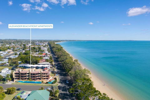 Alexander Beachfront Apartments - Tourism Search 1