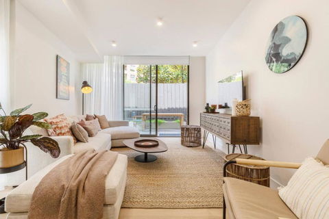 Alexandra Elegance - Riverside Living In Style - Tourism Search 0