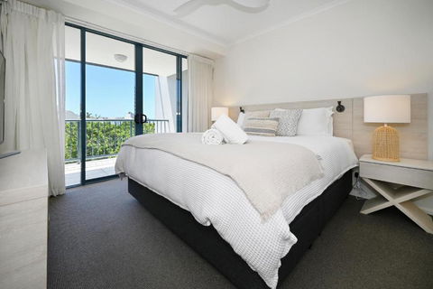Alexandra Headland Resort Heaven, Pool / Beach ZD8 - Tourism Search 2