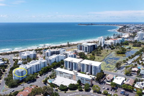 Alexandra Headland Resort Heaven, Pool / Beach ZD8 - Tourism Search 1