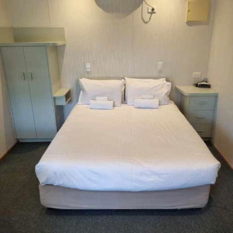 Alexandra Parklife Deluxe Studio 2 - Tourism Search 2