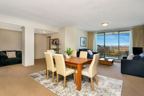 ALF49-Huge 2BR Penthouse Style, Great Water Views - Tourism Search 1
