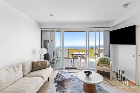 All The Views 2 Bedroom App San Remo - Tourism Search 1