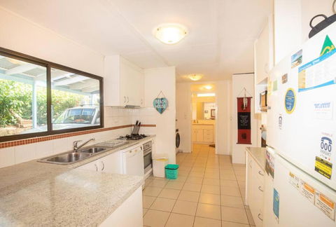 Allamanda Cottage - Close To Beach - Pet Friendly - Tourism Search 2