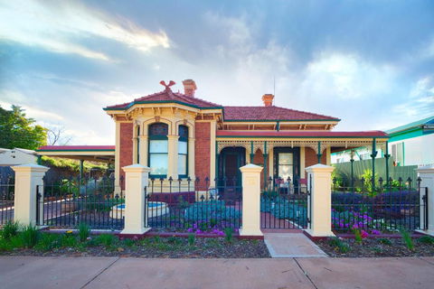 Allora House Kalgoorlie - Tourism Search 0