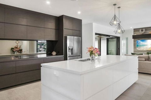 Allure - 4 Bedroom Luxury House In Port Douglas - Tourism Search 1