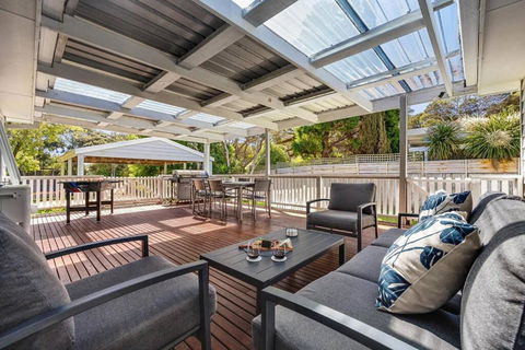 Allure Beach House Rye - Something For Everyone! - Tourism Search 1