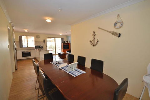 Allure - Kalbarri WA - Tourism Search 4