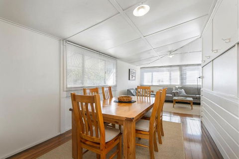 Almare 7 Gowing Street - Tourism Search 2
