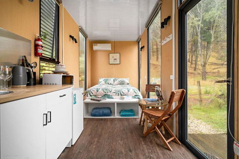 Alpaca Tiny House With Vineyard Lakeside By Tiny Away - Tourism Search 2
