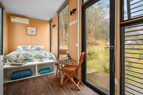 Alpaca Tiny House With Vineyard Lakeside By Tiny Away - Tourism Search 3
