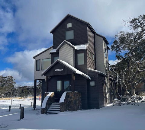 Alpine Edge - Tourism Search 0