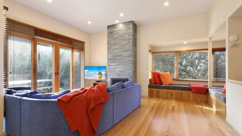 Alpine Walkabout - Tourism Search 1