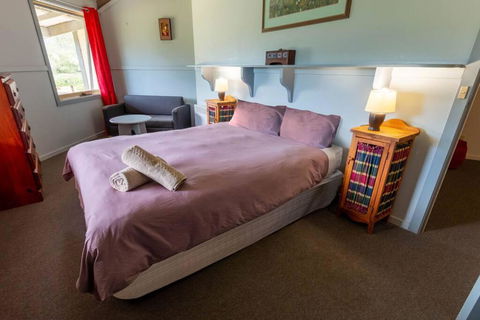 Alpzview Guesthouse - Tourism Search 3