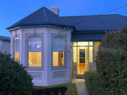 Amaroo Guest House - Tourism Search 0
