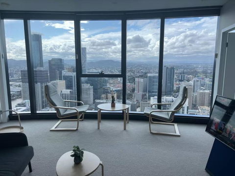 Amazing Views 60th Level Skytower 3 Bedrooms - Tourism Search 0
