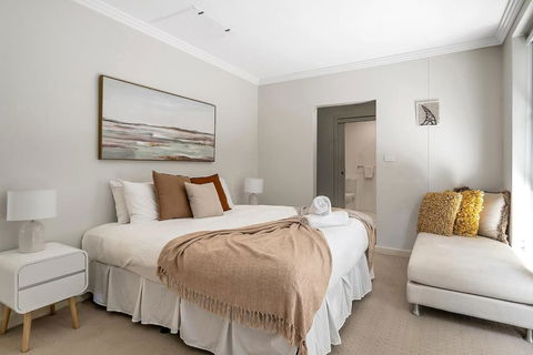 Amelie - Luxury Beach View Condo Minutes To Beach - Tourism Search 4