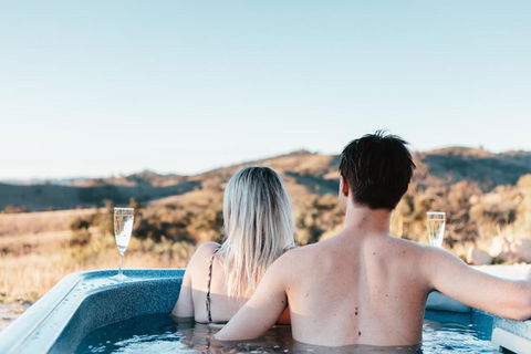 Amethyst - 1 Bed With Hot Tub - Kundalini Lodge - Tourism Search 0