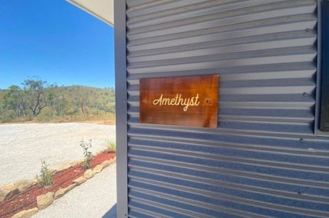 Amethyst - 1 Bed With Hot Tub - Kundalini Lodge - Tourism Search 4