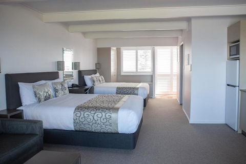 Amooran Oceanside Apartments And Motel - Tourism Search 4