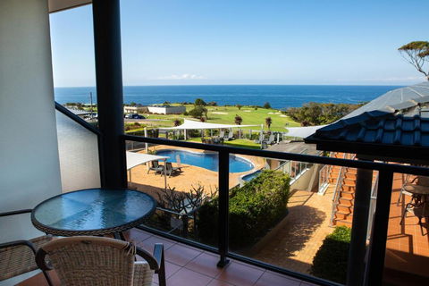 Amooran Oceanside Apartments And Motel - Tourism Search 3