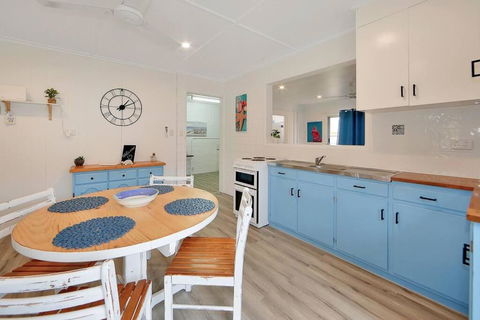 Anchors Away At Innes Park Opp Park & Beach Dogs Welcome Inside - Tourism Search 4