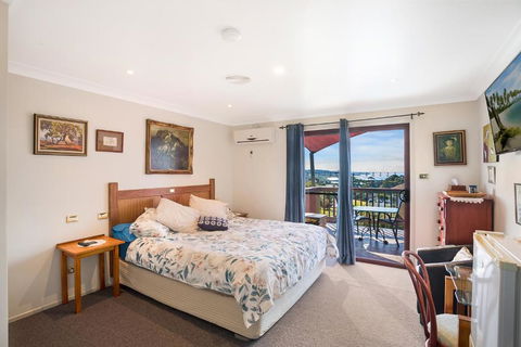 Anchors Aweigh - Adult & Guests Only - Tourism Search 1