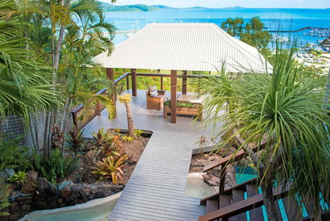 Airlie Beach Seaviews - Tourism Search 4