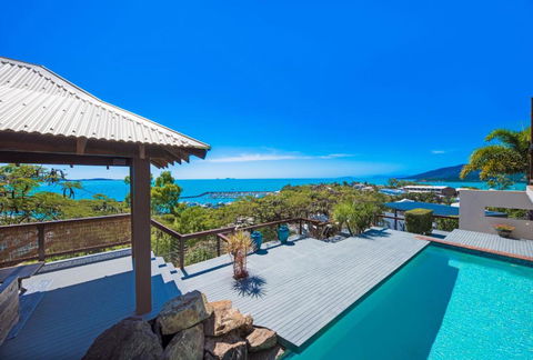 Airlie Beach Seaviews - Tourism Search 3