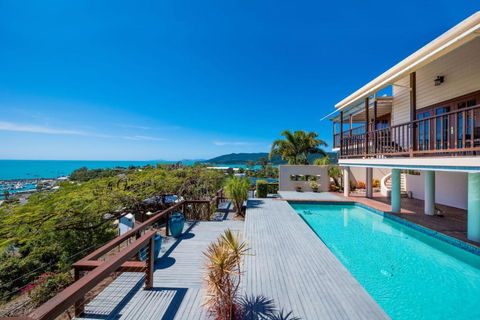 Airlie Beach Seaviews - Tourism Search 2