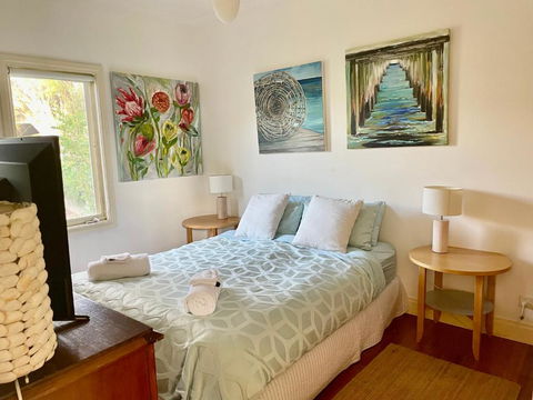 Artist Apartment Between Beach And Main - Tourism Search 2