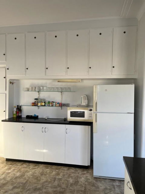 Apartment 1 On Oxide - Tourism Search 4