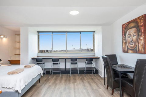 Apartment 201 - Fremantle Studio Apartment With Ocean And Harbour Views - Tourism Search 0