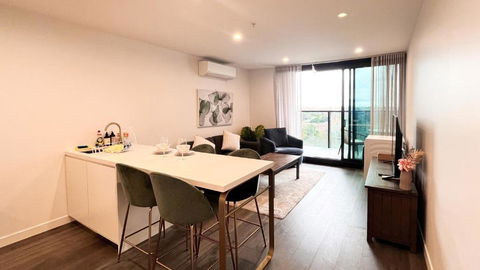 Apartment Next To Public Station, BoxHill Central, 2 Bedrooms, Free Parking And Wifi - Tourism Search 1