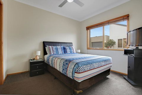 Apartments On Church - Unit 7 - Tourism Search 1