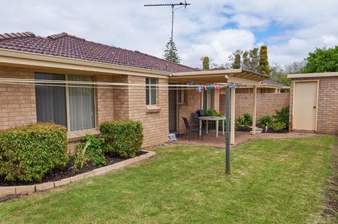 API Busselton Seaside Escape Apartments - Tourism Search 2
