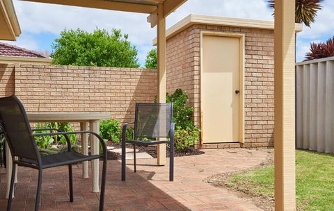 API Busselton Seaside Escape Apartments - Tourism Search 1