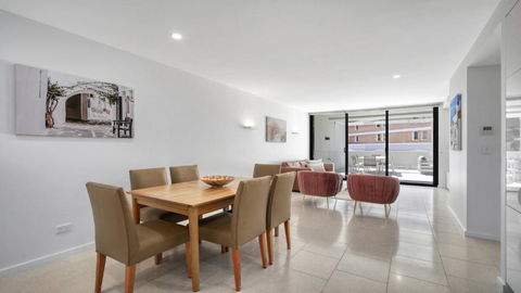 Apollo Short Walk To Beach Accom Holidays - Tourism Search 2