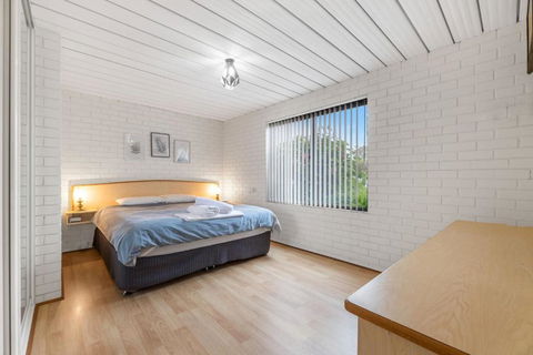 Apollo Unit 25 Ground Floor - Tourism Search 0