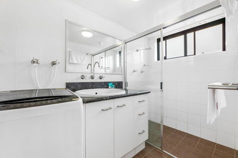Apollo Unit 25 Ground Floor - Tourism Search 3