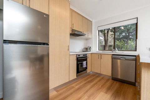 Apt In Kingston - 10min To Lake Burley Griffin - Tourism Search 1