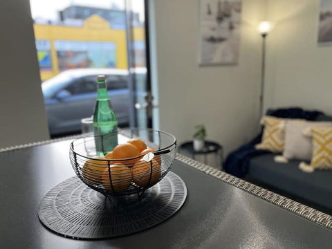 Apt With Aircon & Loft Bedroom Great Location - Tourism Search 3