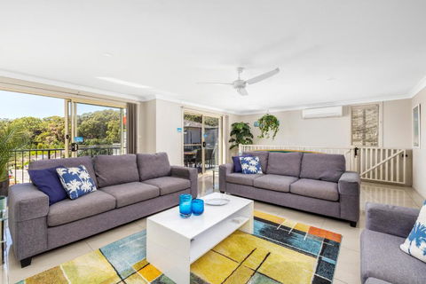 Aqua Lagoon - Great Family Beach Getaway - Tourism Search 1