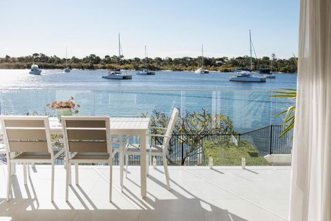 Aqua Linea - Tourism Search 0