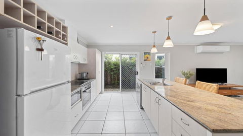 Aqua Links 70 The Drive Yamba - Tourism Search 1