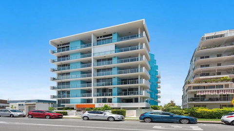 Aqua View 504, 29 Canberra Tce, Kings Beach - Tourism Search 3