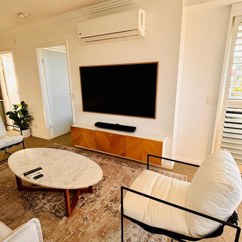Aqualine Apartments On The Broadwater - Tourism Search 1