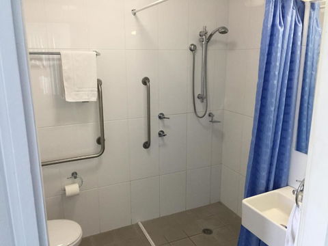 Aquarius Apartments Mollymook - Tourism Search 4