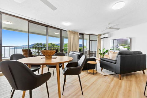 Aquarius Esplanade Retreat - Tourism Search 0