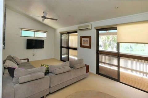 Archies Beach Abode - Tourism Search 2